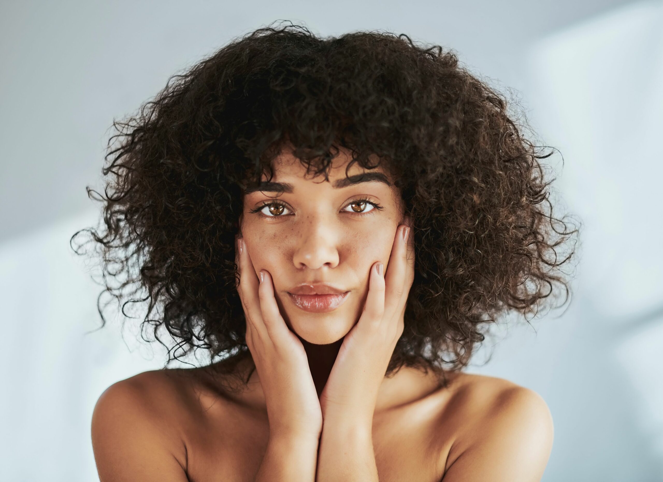 Unlock Glowing Skin: The Surprising Facial Massage Techniques Experts Swear By (You Can Do This Tonight!)