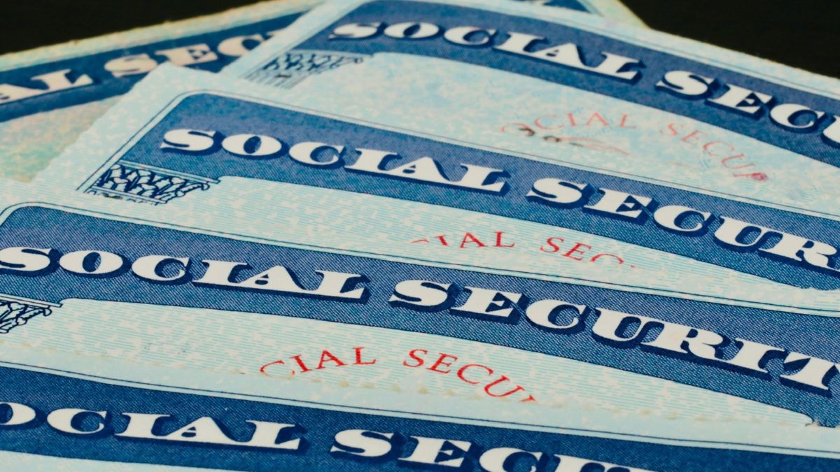 Unlock The Hidden Traps: 3 Devastating Mistakes That Can Annihilate Your Social Security Benefits Overnight!