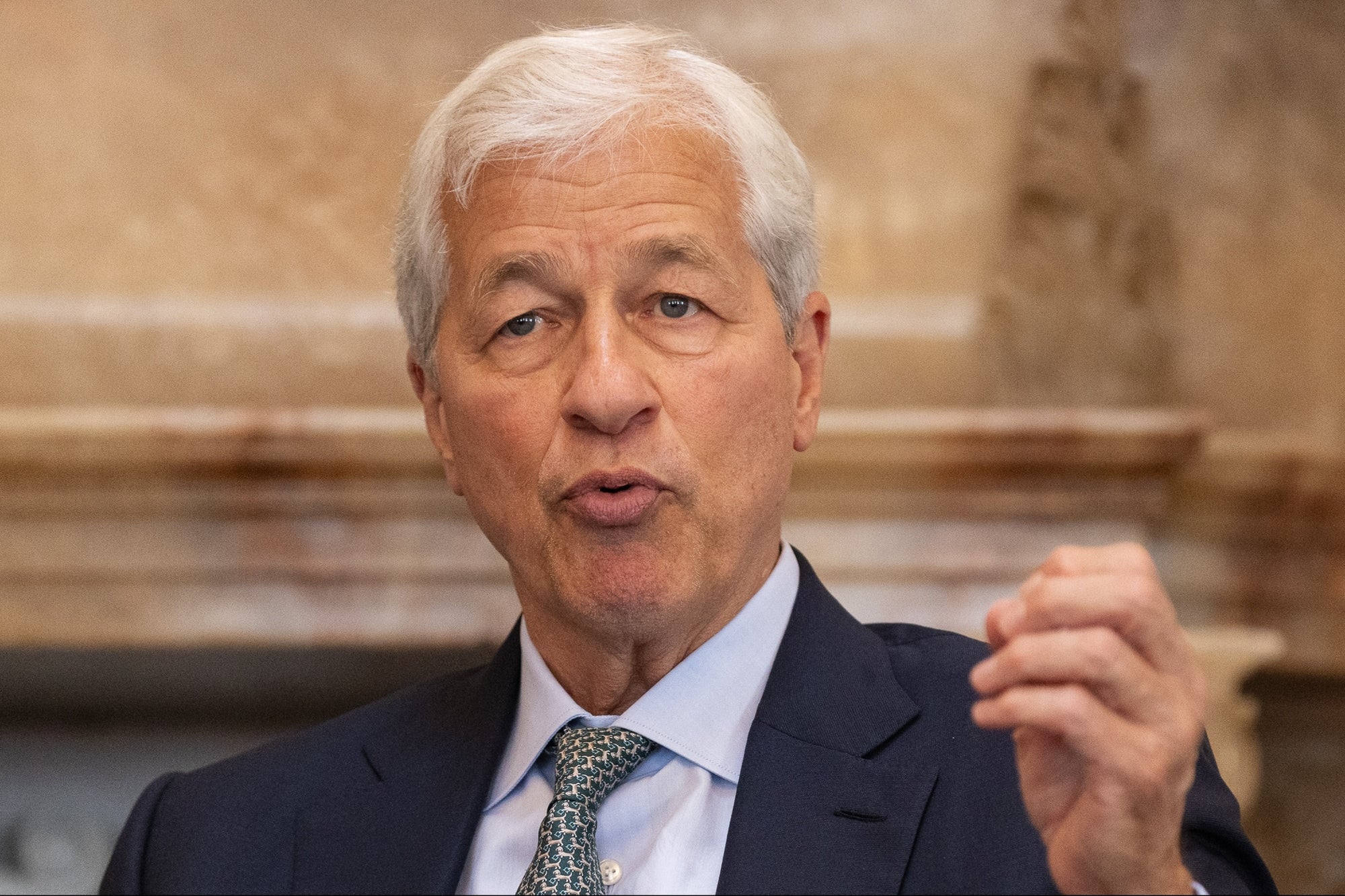 JPMorgan Just Broke the Bank—Literally Crushing Its Biggest Rivals, But Here’s Why They’re Not Celebrating Yet