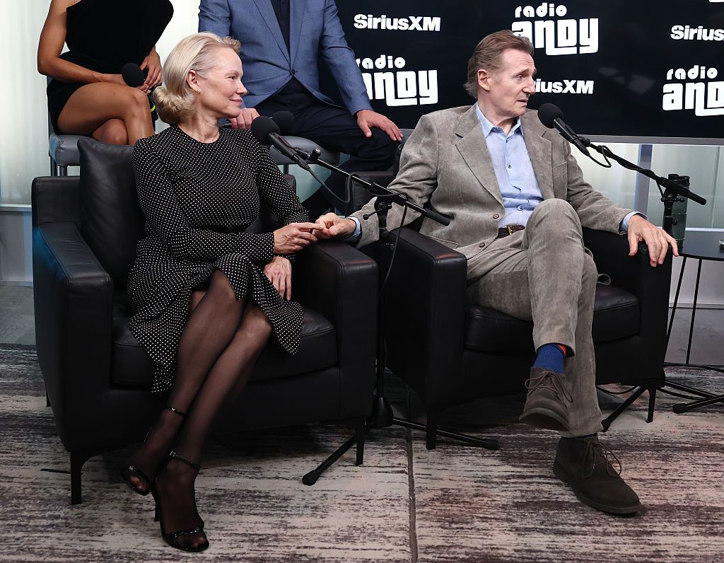 Pamela Anderson and Liam Neeson Ignite Rumors with Unexpected Chemistry at SiriusXM Town Hall – Here’s What Went Down!