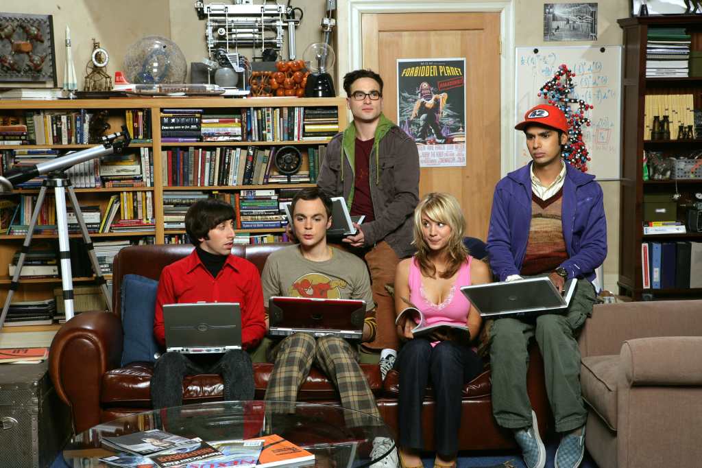 Stuart Returns to the 'Big Bang Theory' Spinoff—But Which Fan-Favorite Originals Are Missing?