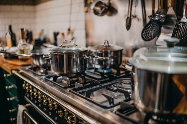 Unlock the Hidden Dangers in Your Kitchen: How Choosing the Right Pots and Pans Can Transform Your Health Overnight