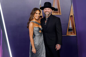 Zac Brown’s Surprise Engagement to Kendra Scott: The Untold Story Behind Their Heartfelt Journey