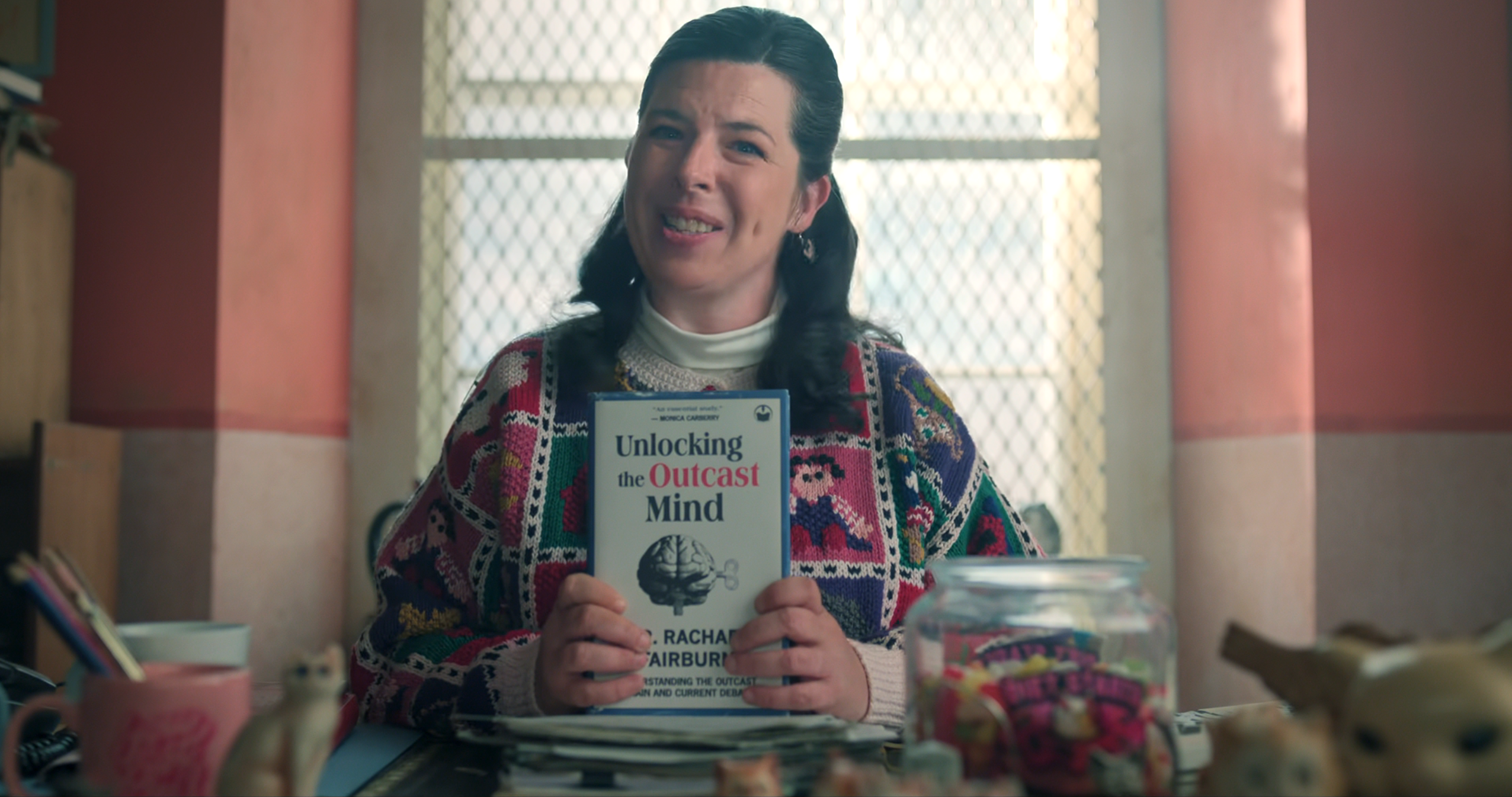 Heather Matarazzo’s 2000s Vibe in Wednesday Season 2: The Surprising Twist Fans Can’t Stop Buzzing About!
