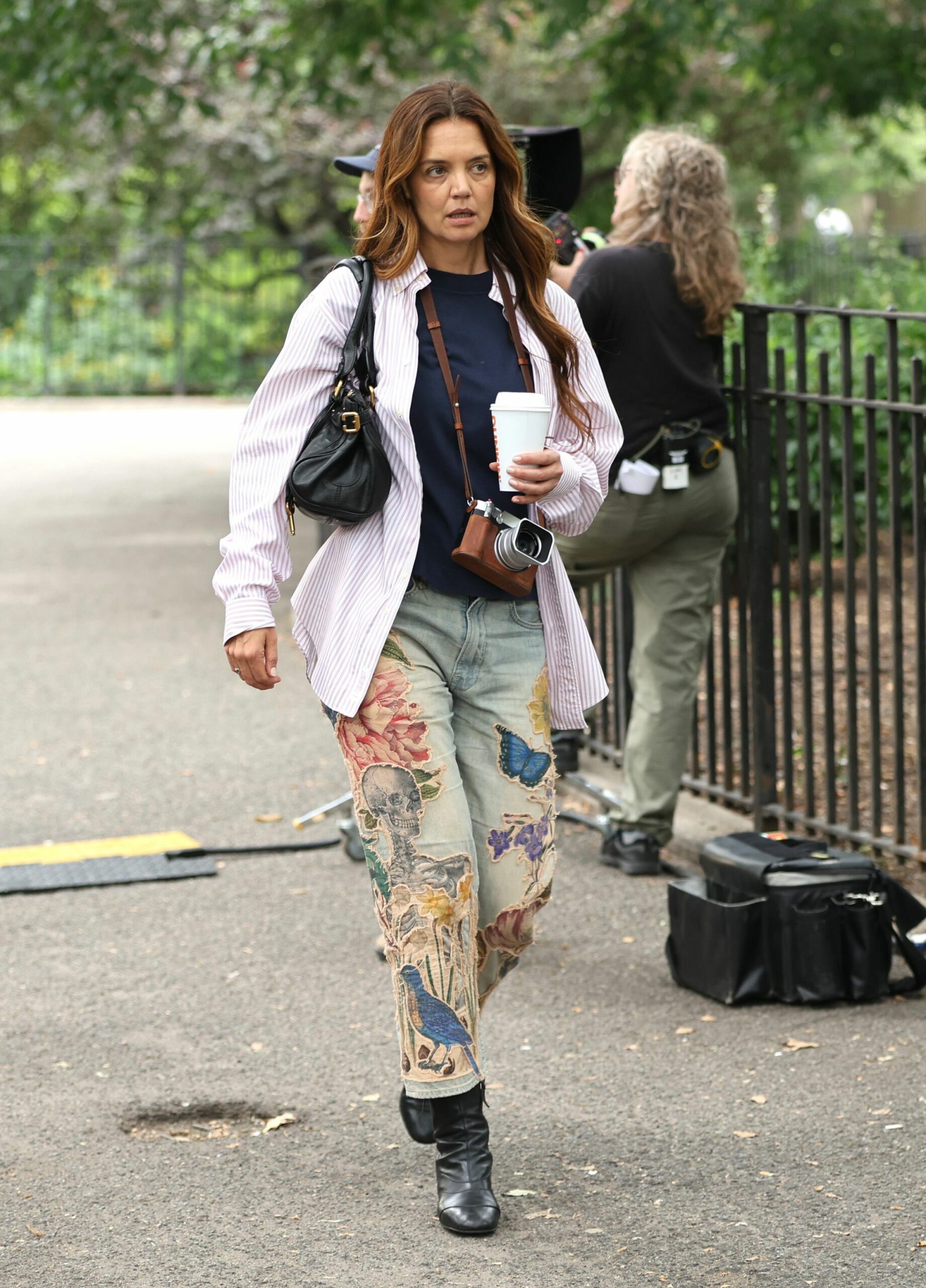 Katie Holmes’ Patchwork Denim: The Unexpected Style Move That’s Turning Heads and Shaping Trends