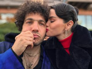 Selena Gomez Stuns in Scarlet Gown at Friends’ Wedding—But It’s Benny Blanco’s Unexpected Role That’s Got Everyone Talking!