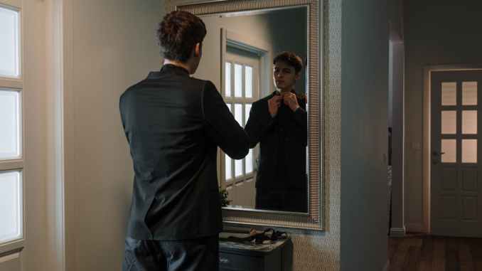 The Invisible Battle: How Men Are Secretly Fighting Body Image Pressures and Winning Against All Odds