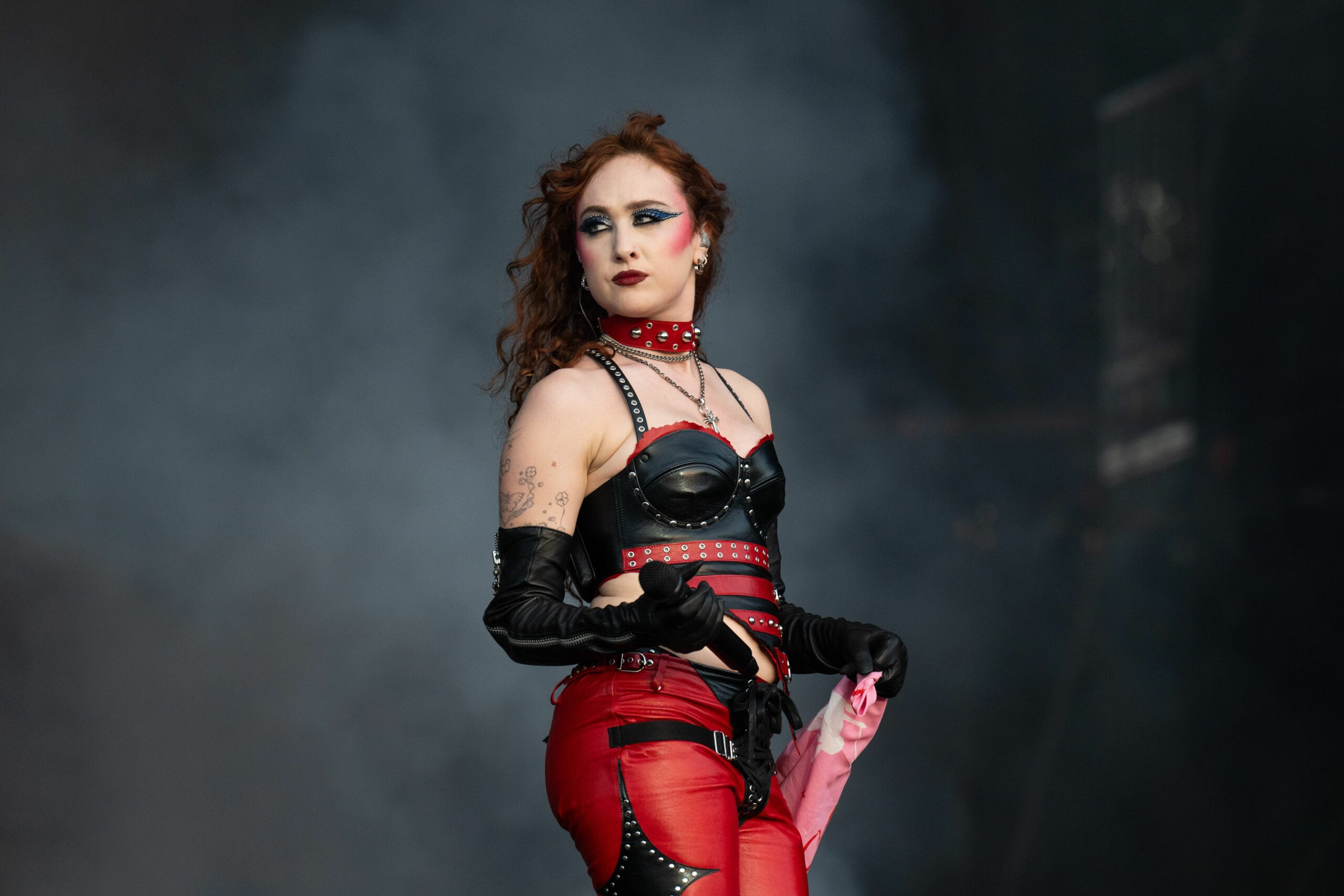 Unleashing Dark Magic: How Chappell Roan Dominated Reading Festival 2025 with a Gothic Twist That Left Everyone Spellbound