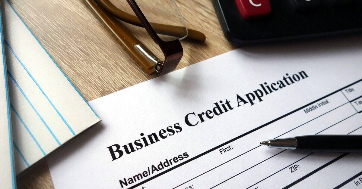 Unlock the Secret Credit Strategies Banks Don’t Want Small Businesses to Know—And How to Use Them to Score Better Loans Fast