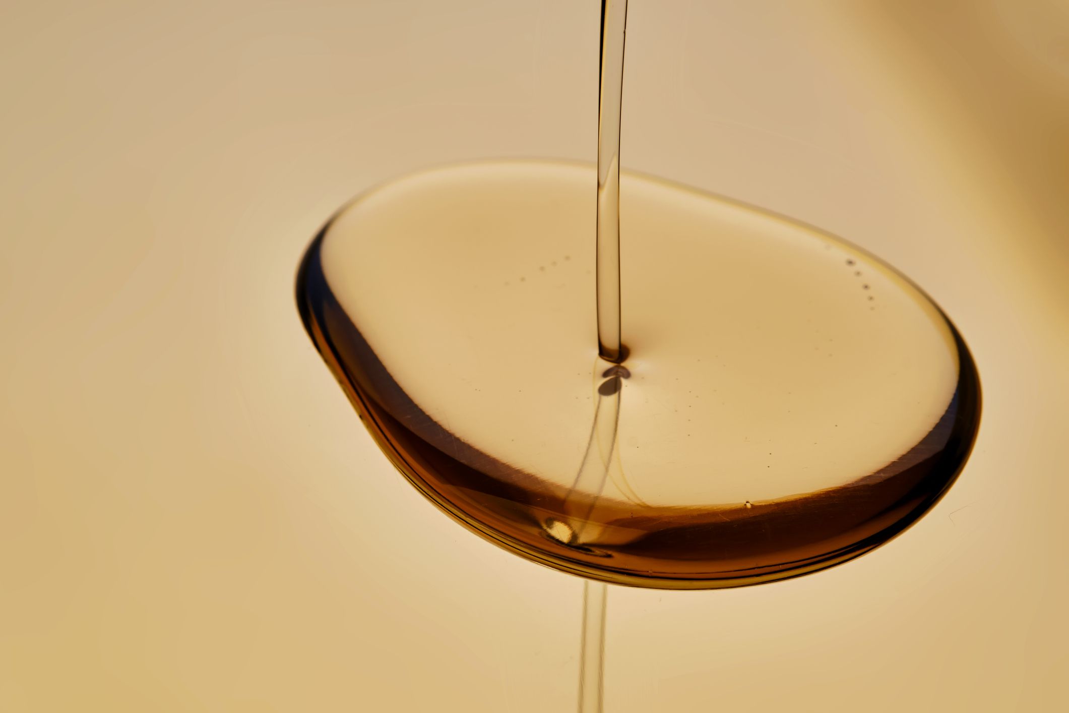 Unlock the Secret to Glossy, Strong Hair: What No One Tells You About Using Olive Oil!
