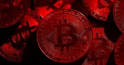 15,700 Bitcoin Dumped by Short-Term Holders—Is a Massive Market Shakeout Just Beginning?