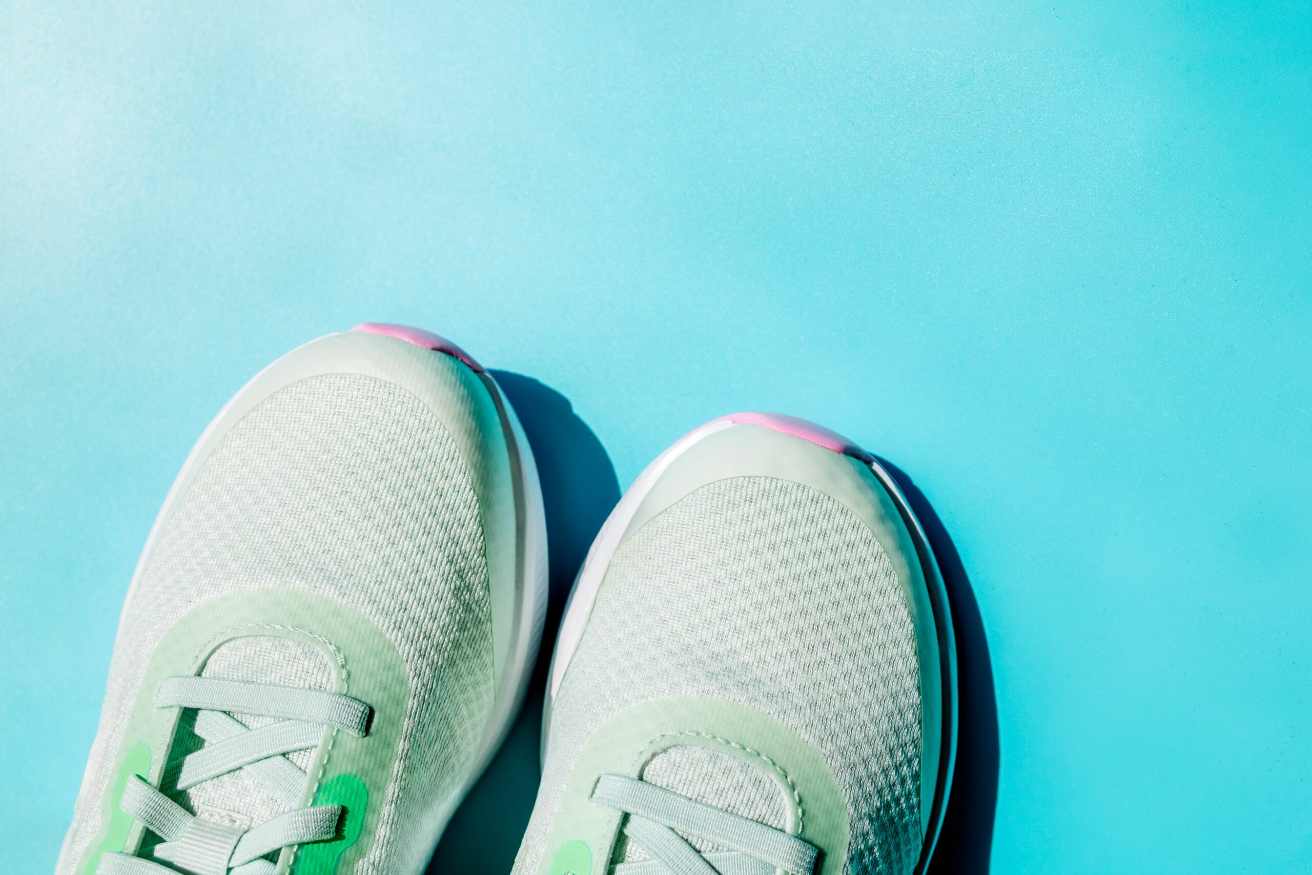 Unlock the Secret: How Just 20 Minutes of Walking Could Rewind Your Brain’s Age by 4 Years!
