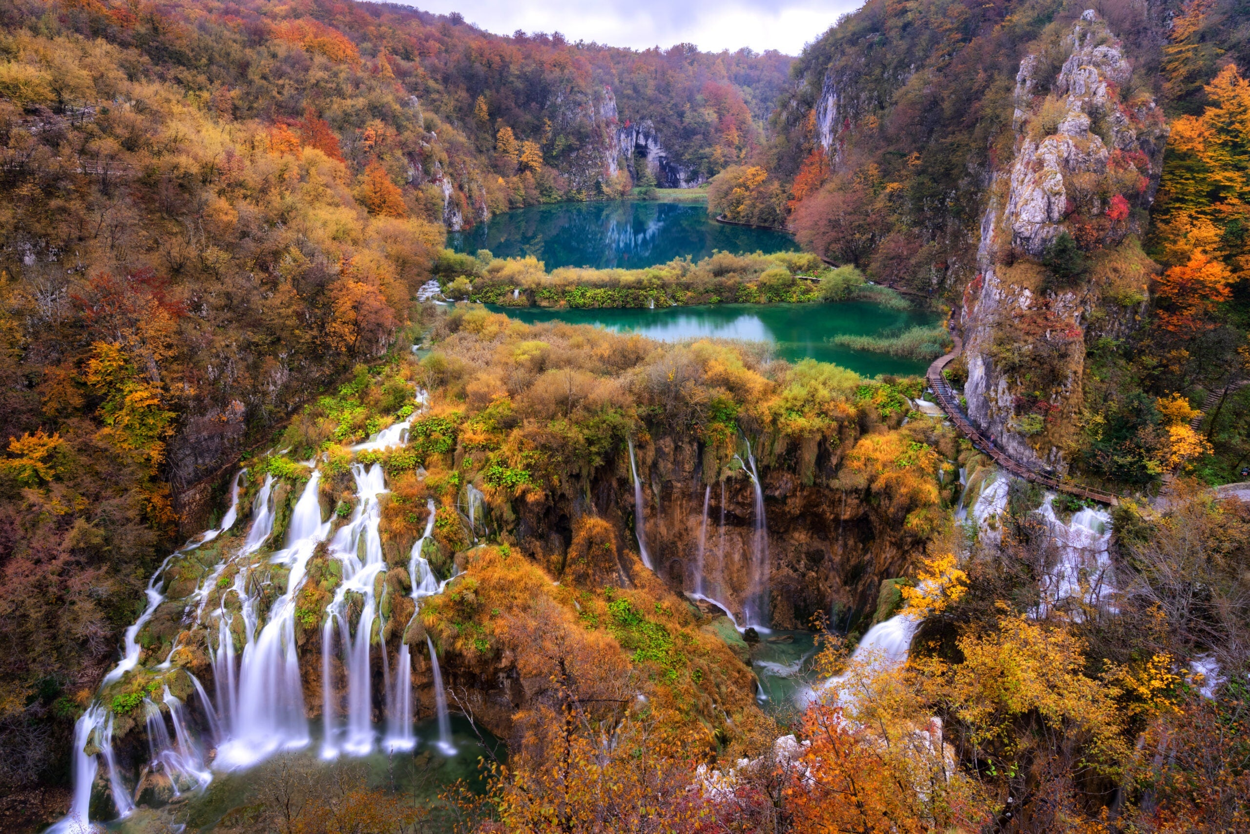 Unlock These 11 Fall Travel Gems for 2025 Before Everyone Else Does—Your Next Adventure Awaits!