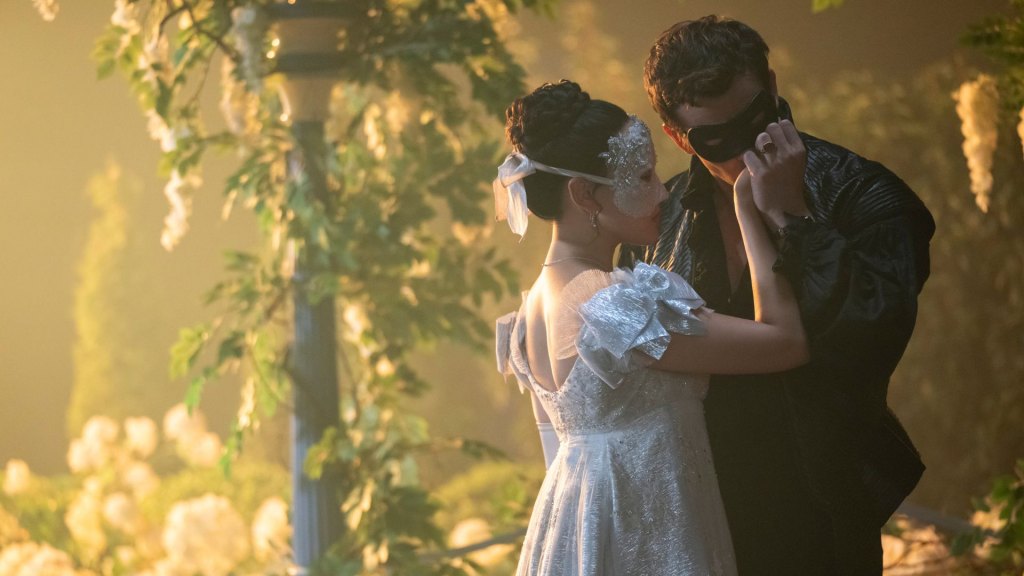 Benedict’s ‘Bridgerton’ Plot Twist Revealed: The Shocking Change That Will Leave Fans Reeling!