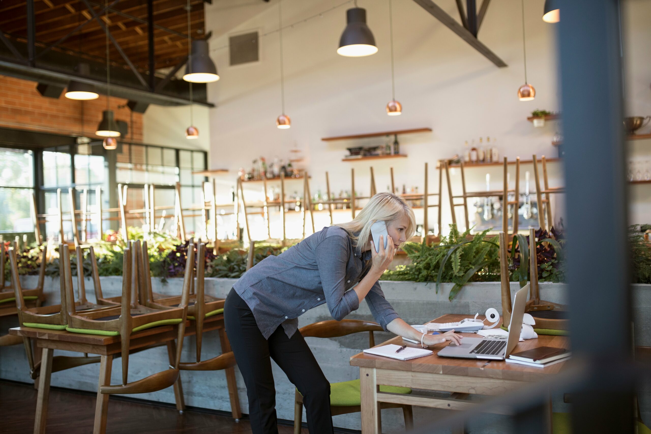 Chase Ink Business Unlimited vs. Ink Business Cash: Which Cash-Back Card Powers Your Hustle to Next-Level Profits?