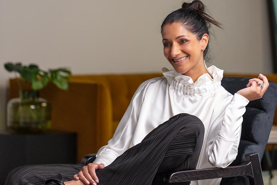 From Shutterbug to Game-Changer: How Sonia Deasy Risked It All to Revolutionize the Beauty Industry with Pestle & Mortar