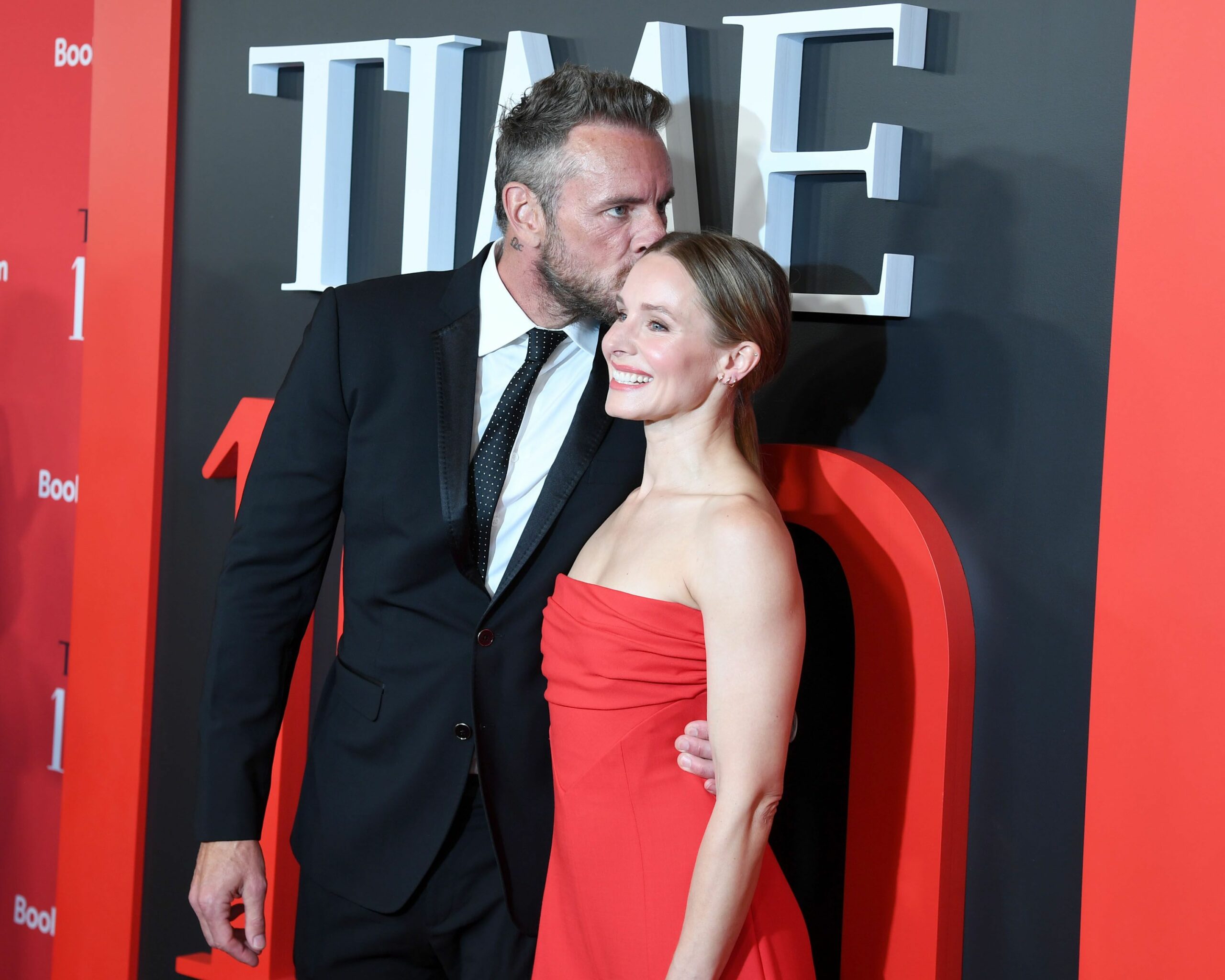 Inside Kristen Bell and Dax Shepard’s Relationship: The Untold Struggles and Secrets That Shaped Their Love Journey