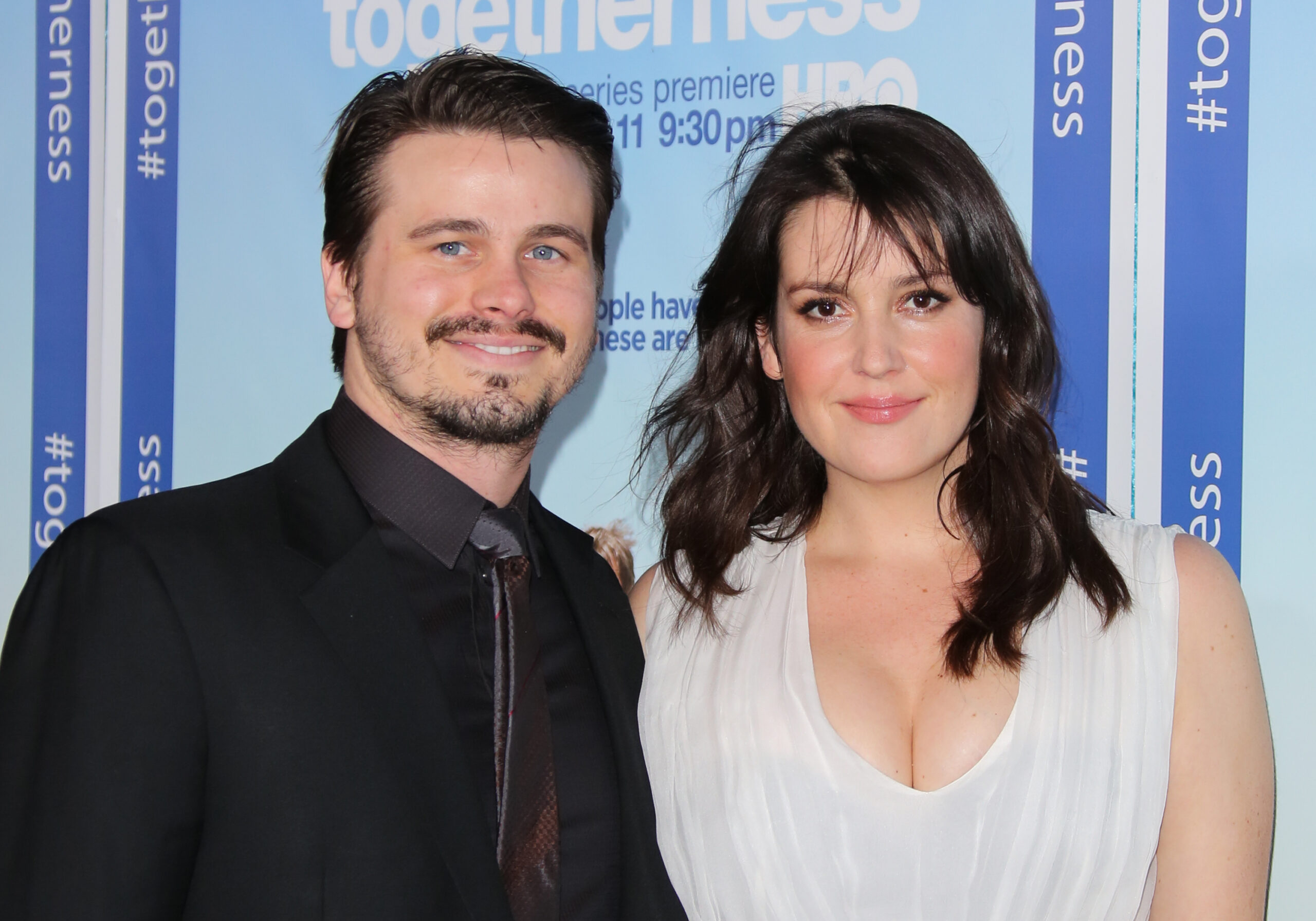 Melanie Lynskey & Jason Ritter’s Relationship Secrets Revealed — This Duo’s Chemistry Is Straight Fire!