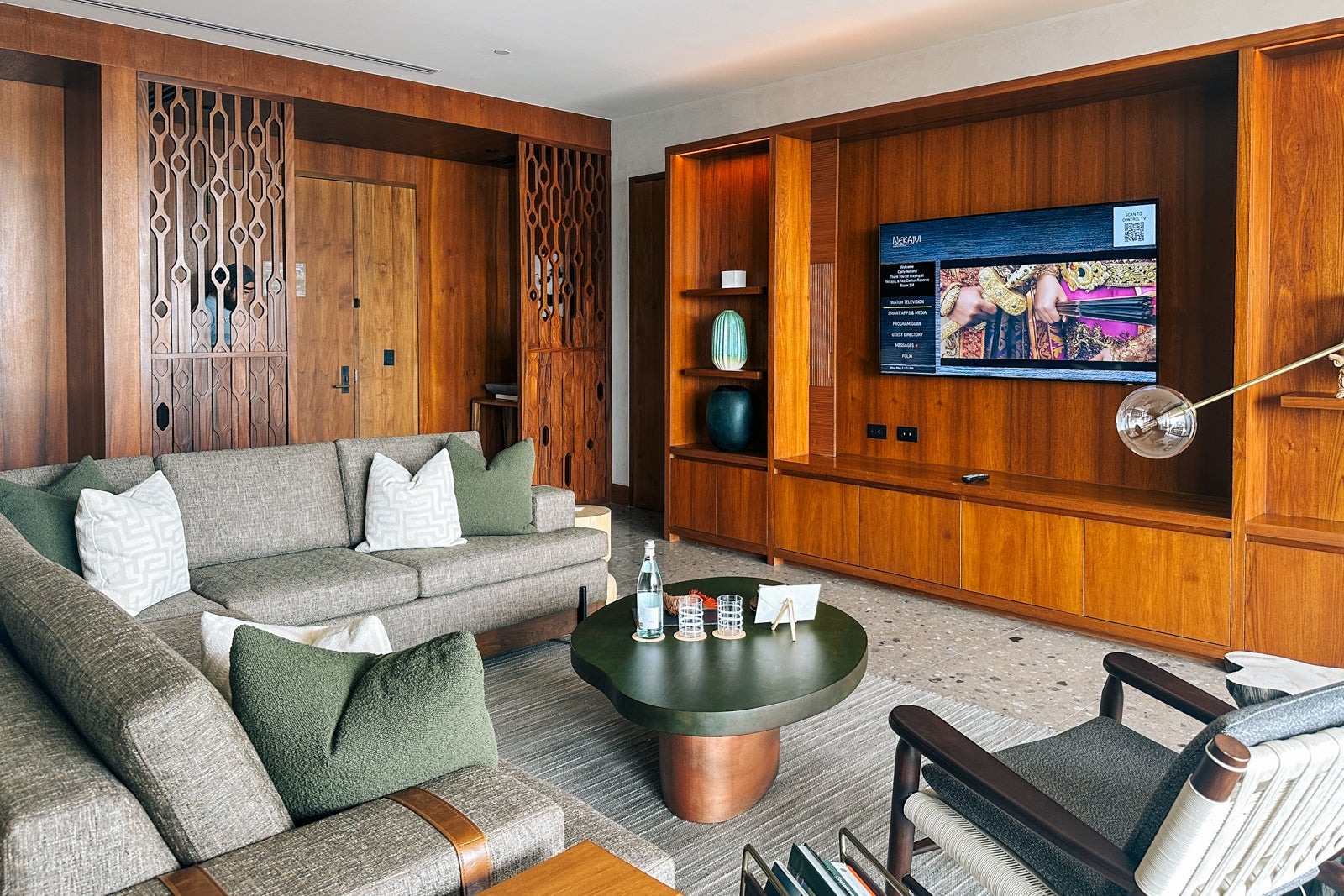 Unlock Luxury Travel Secrets: How to Snag Elite Perks Without a Status Card—The Insider’s Guide