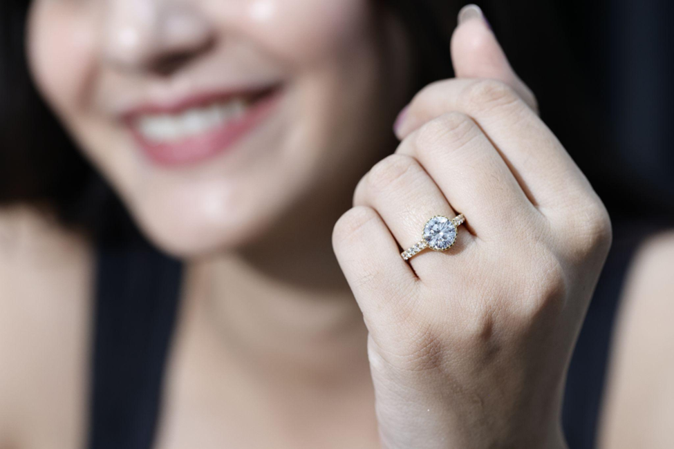 Why Lab-Grown Diamonds Are Shattering the Luxury Market—And How You Can Ride the Wave Before Everyone Else Does