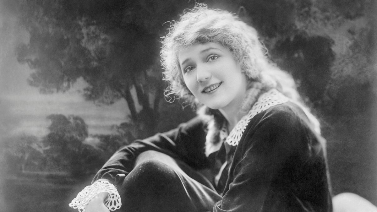 Uncover the Untold Power Duo: How Mary Pickford and Frances Marion secretly Built the Hollywood Empire We Know Today!