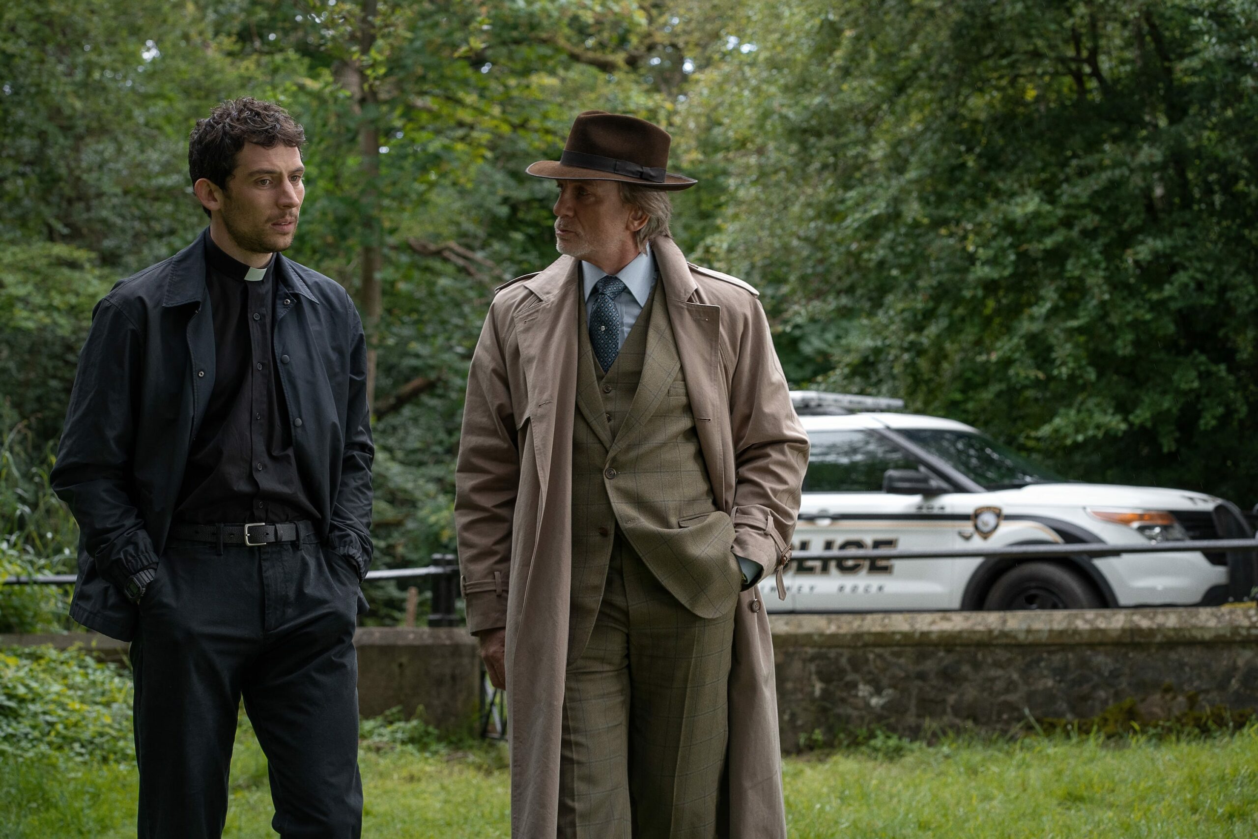 Unlock the Shocking Twist in Wake Up Dead Man’s Finale: Who Really Pulls the Trigger?