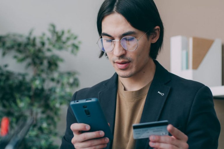 Before You Dump Your Bank for a Digital-First Savings Account, These Hidden Pitfalls Could Cost You Big—Are You Ready?