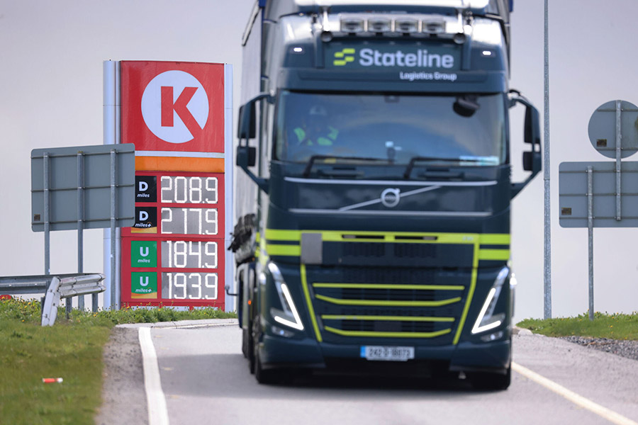 Fuel Crisis Looms: 500 Forecourts on Brink of Shutdown Tonight—What This Means for Your Wallet and Weekend Plans