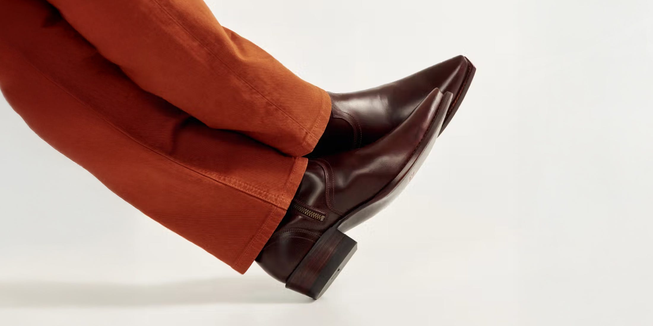 Short Kings, Listen Up: The Shoe Secrets That Instantly Boost Your Presence and Power—Don’t Miss Out!