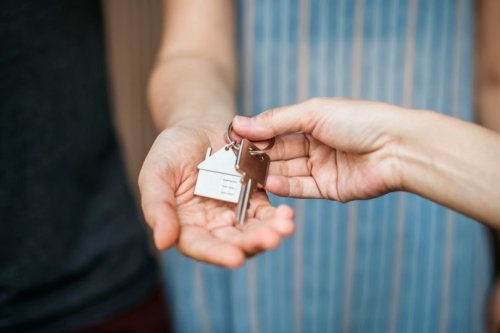 The Untold Legal Hacks to Boot a Co-Tenant Off Your Lease Without Losing Your Mind or Money