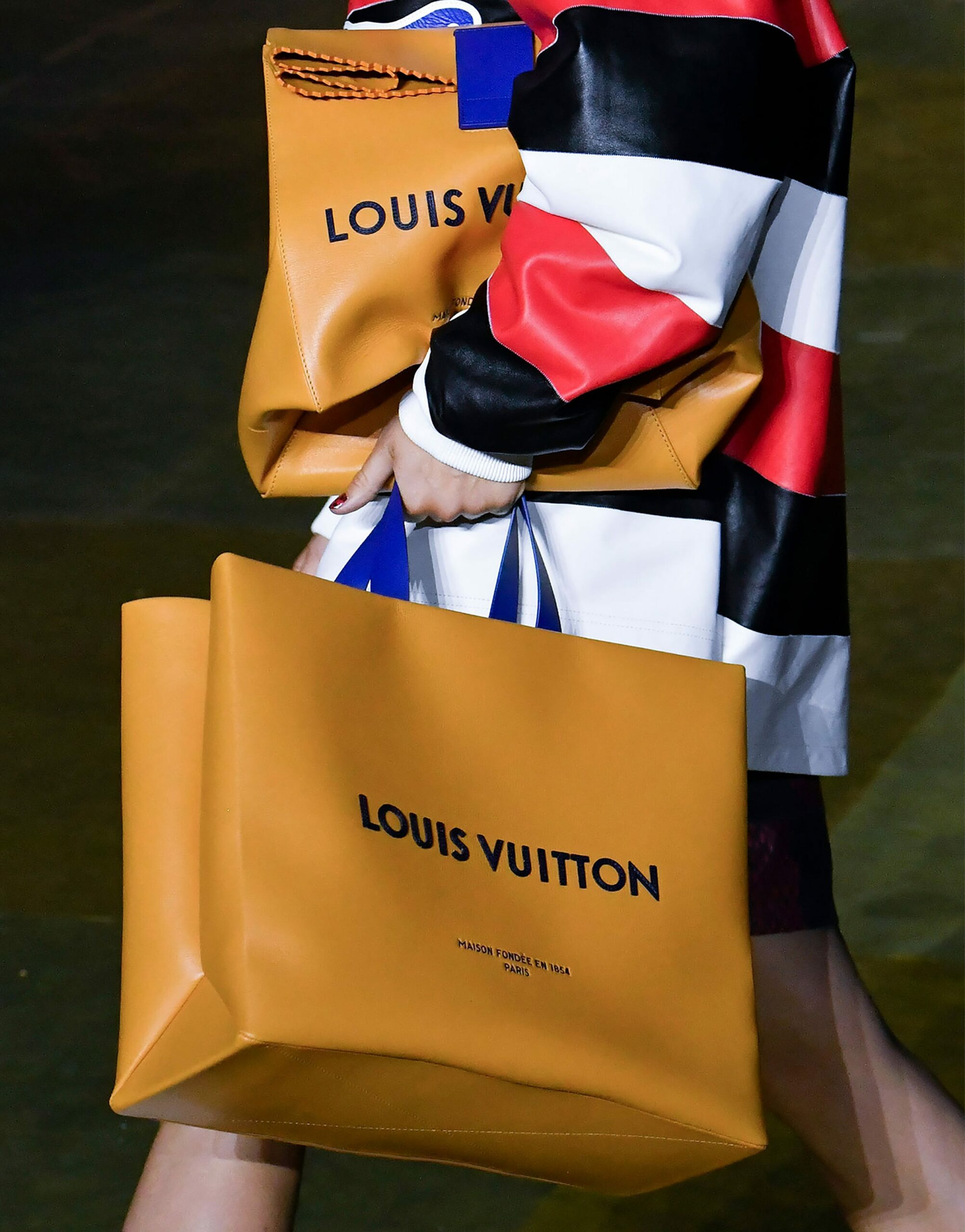 Why Shopping’s Turned Into the Ultimate Adrenaline Rush—And These Super Shoppers Are Crushing It Like Pros!