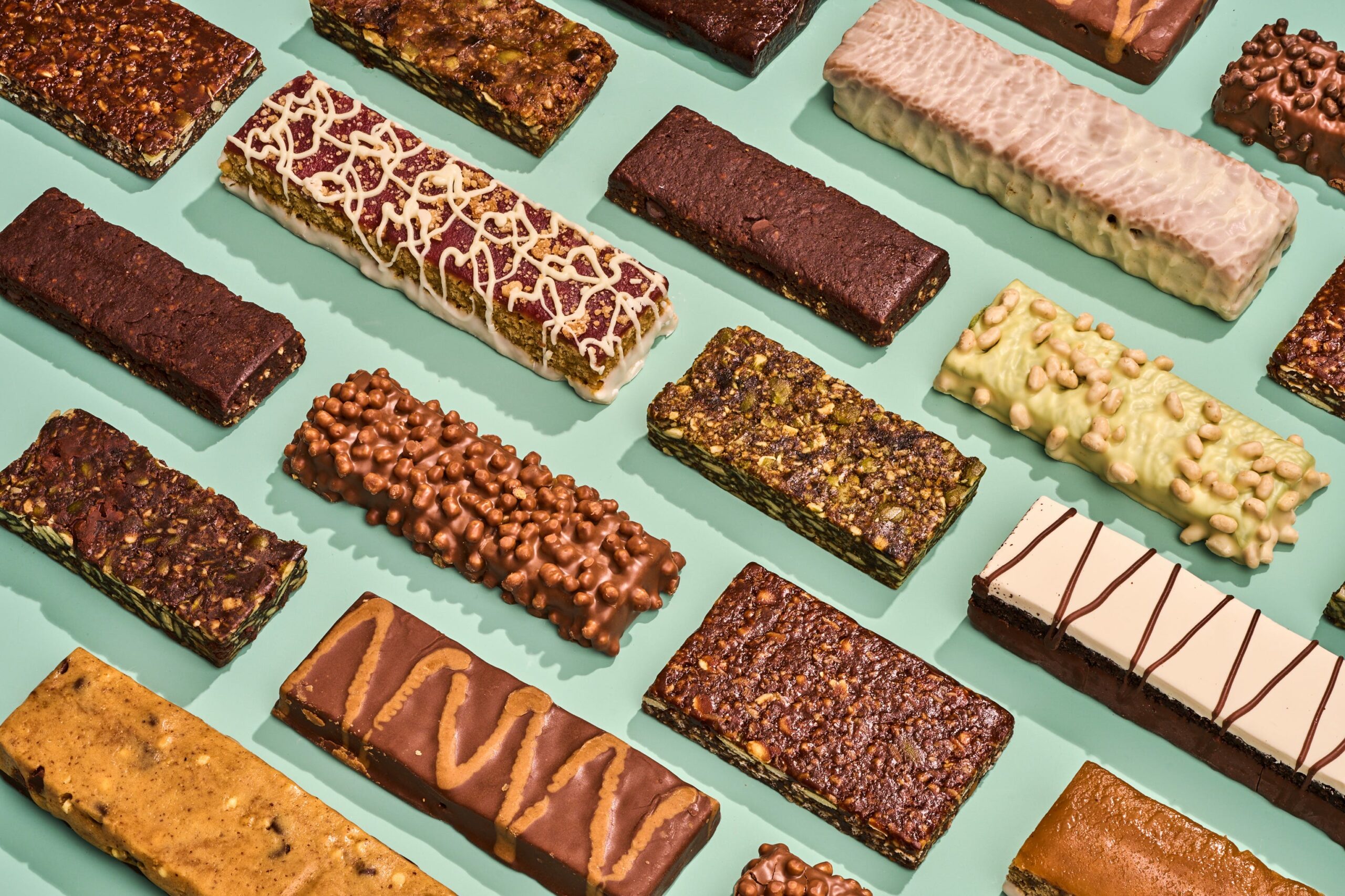 Uncover the 8 Protein Bars Dietitians Swear By — And Why Editors Won’t Shut Up About Them!