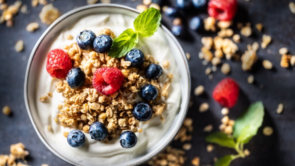 Unlock the Secret: 4 Surprisingly Simple Foods That Instantly Crush Your Cravings and Keep You Fuller, Longer!