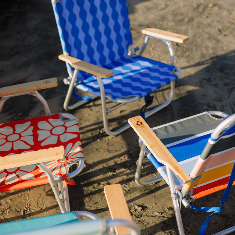 Unlock Ultimate Beach Comfort: The Chair That Transformed an Armchair Addict’s Summer Routine Starting at Just $45!