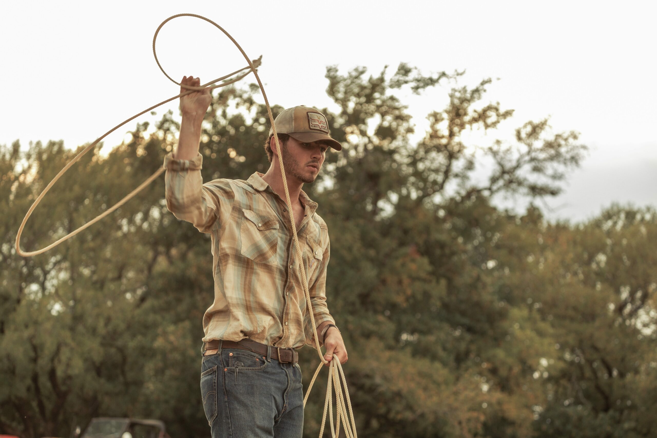 Deadly Danger on Set: How Rattlesnake Infestation at Dutton Ranch Almost Shut Down Filming!