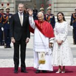 Queen Letizia Stuns in Angelic Lace as Pope Leo XIV’s Visit Sparks Royal Mystery—You Won’t Believe What Happened Next!