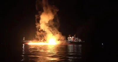 Strait of Hormuz Showdown: How Iran’s Warning Shots Could Spark a Chain Reaction in Oil and Crypto Markets You Can’t Afford to Ignore