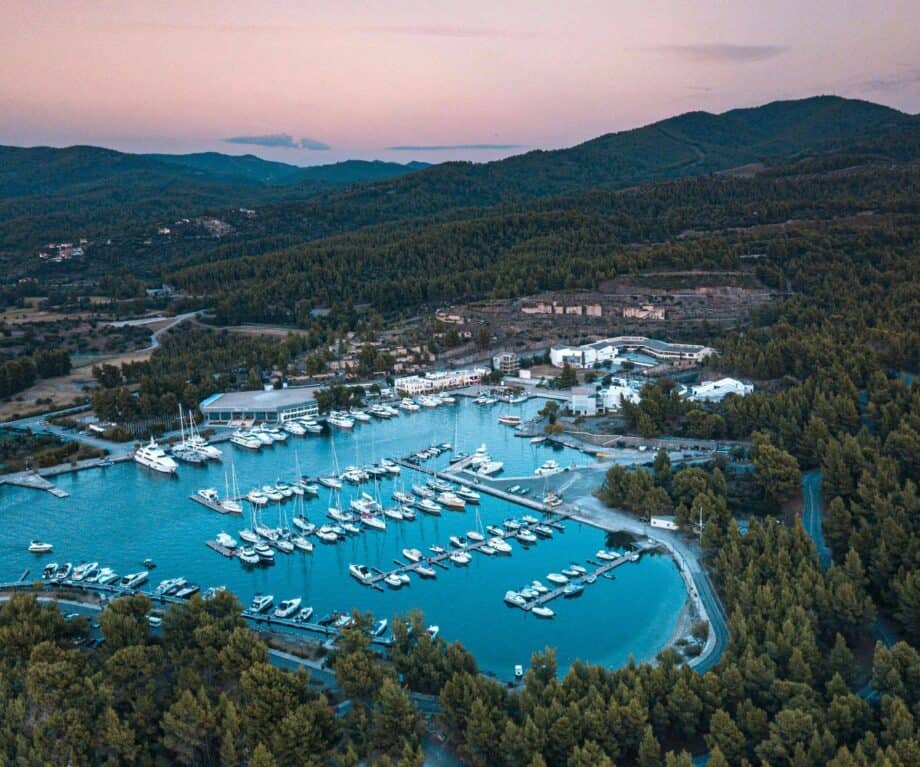 The Hidden Truths About Chartering a Yacht in Greece That Could Make or Break Your Dream Vacation