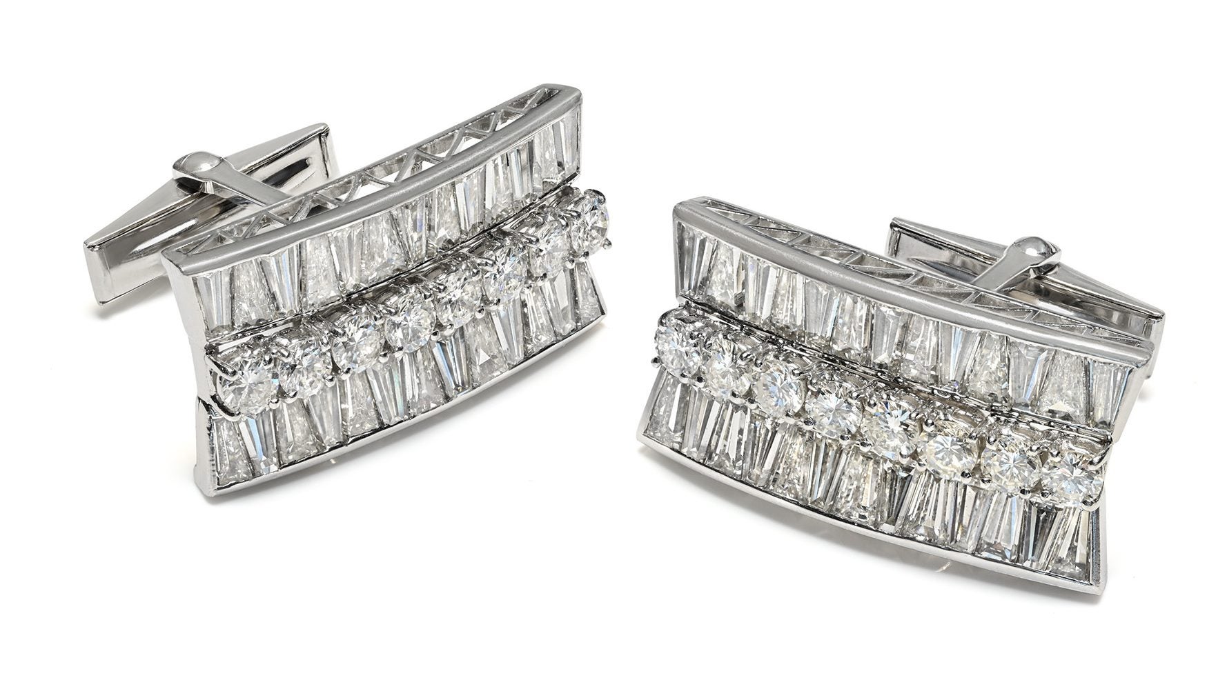 Unlocking Timeless Style: Why More Men Are Obsessed With Vintage Jewelry and Collectible Watches Right Now