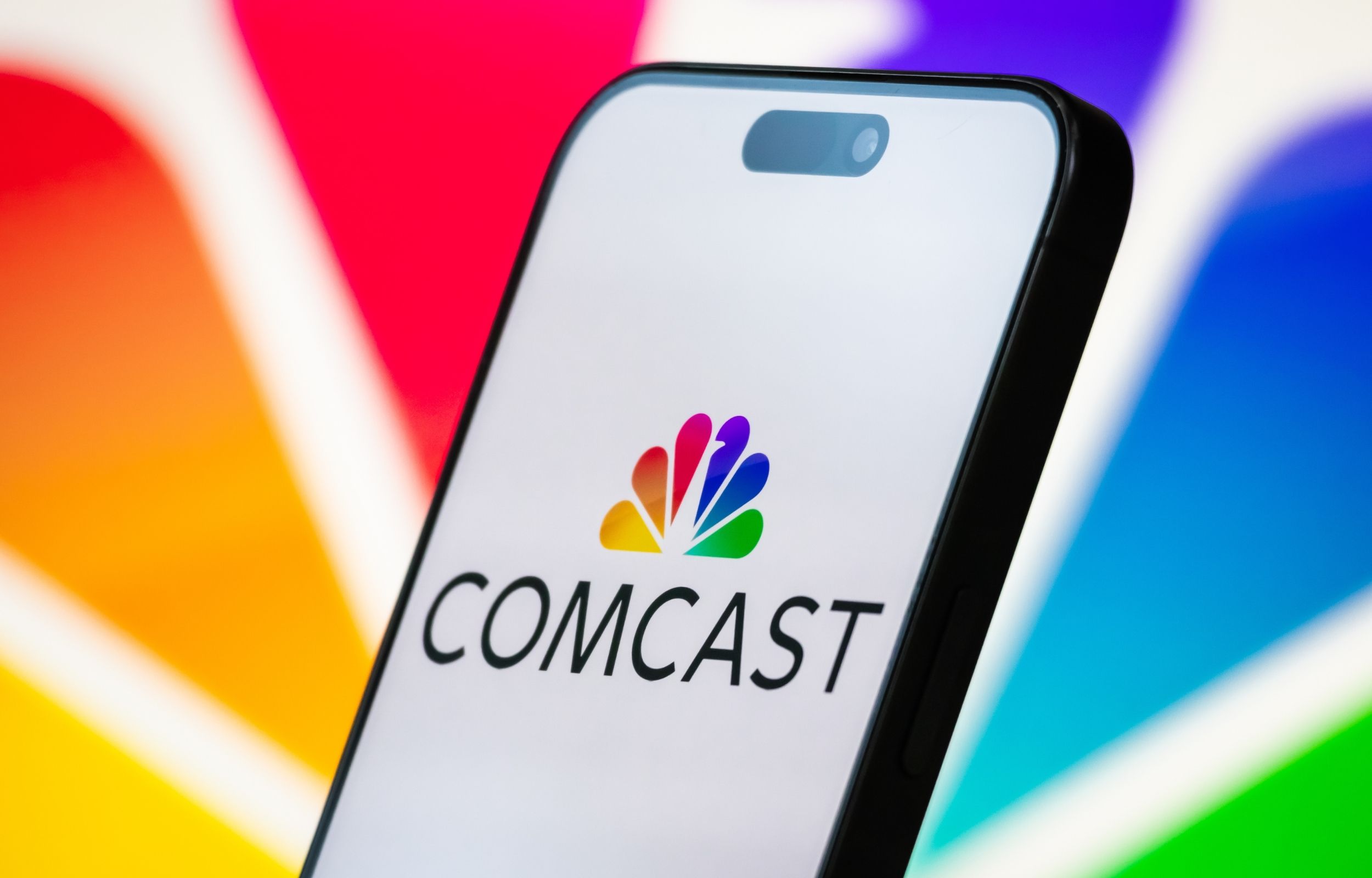 Why Comcast Blew $23 Billion and Is Now Dumping NBCUniversal—A Brutal Lesson in Big-Time Business Blunders!