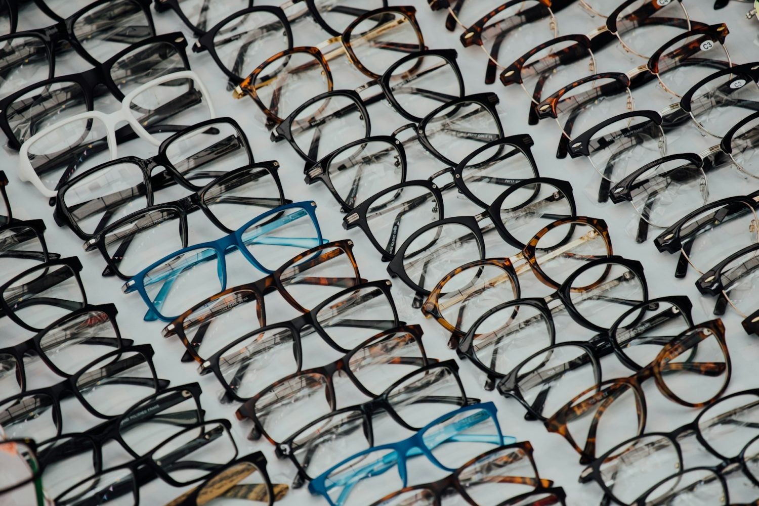 7 Game-Changing Glasses Hacks Every Guy Must Know Before Buying – Don’t Get Caught Out!
