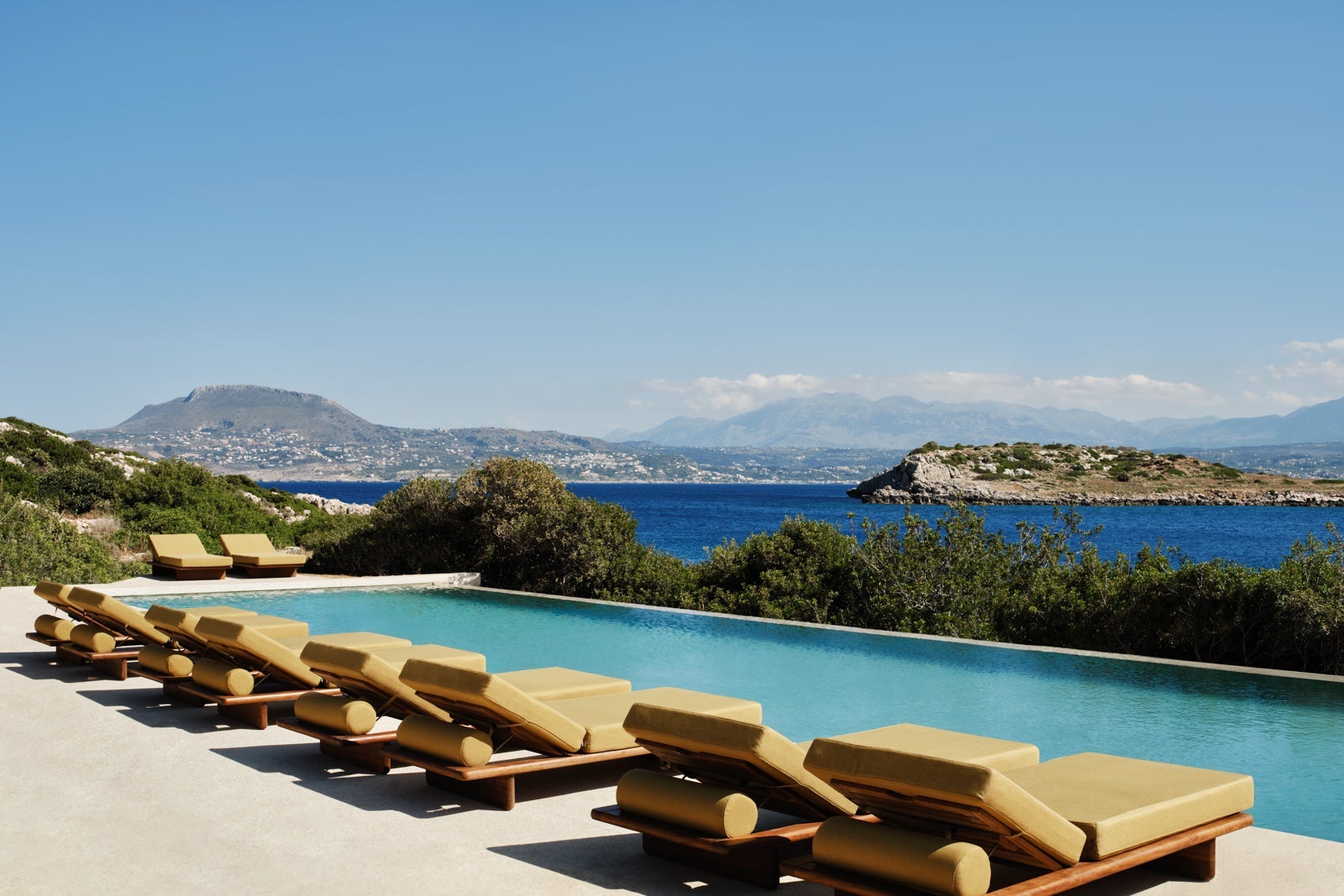 Unlock the $95 Marriott Boundless Card Secret: Why One Annual Stay Could Revolutionize Your Travel Game Forever