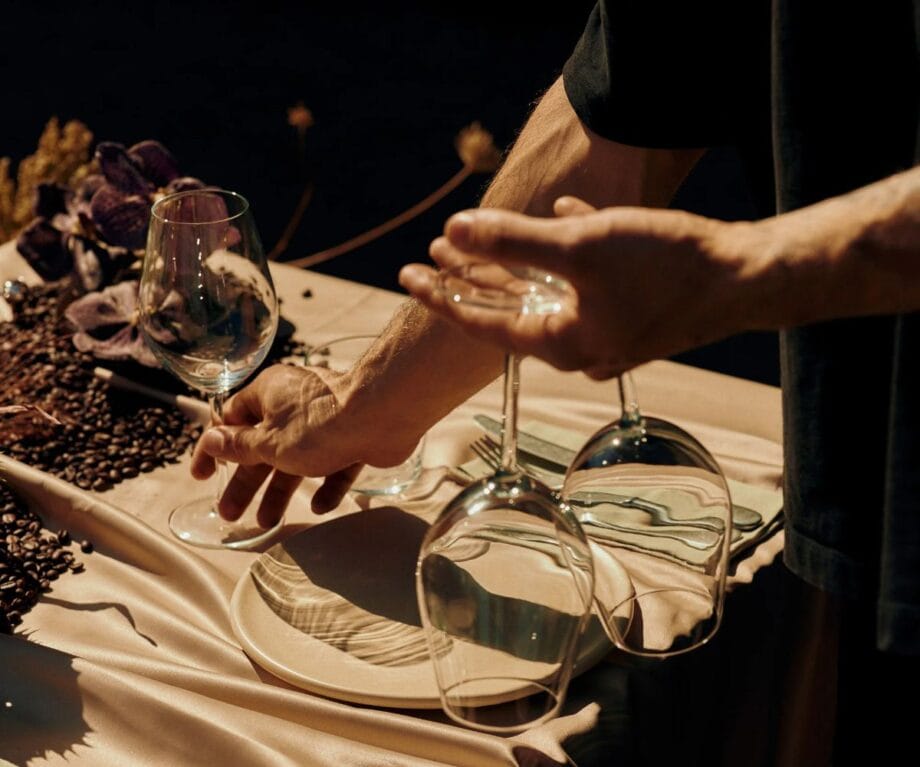 Unlocking Mykonos’ VIP Restaurant Scene: The Secret Tricks No One Tells You About Reservations