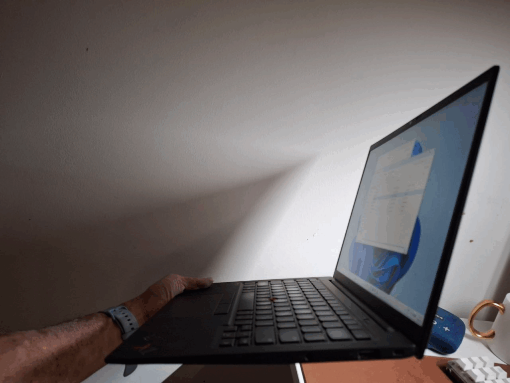Why This Second-Hand X1 Carbon Gen 9 Might Just Be the Best Business Investment You’ve Never Considered