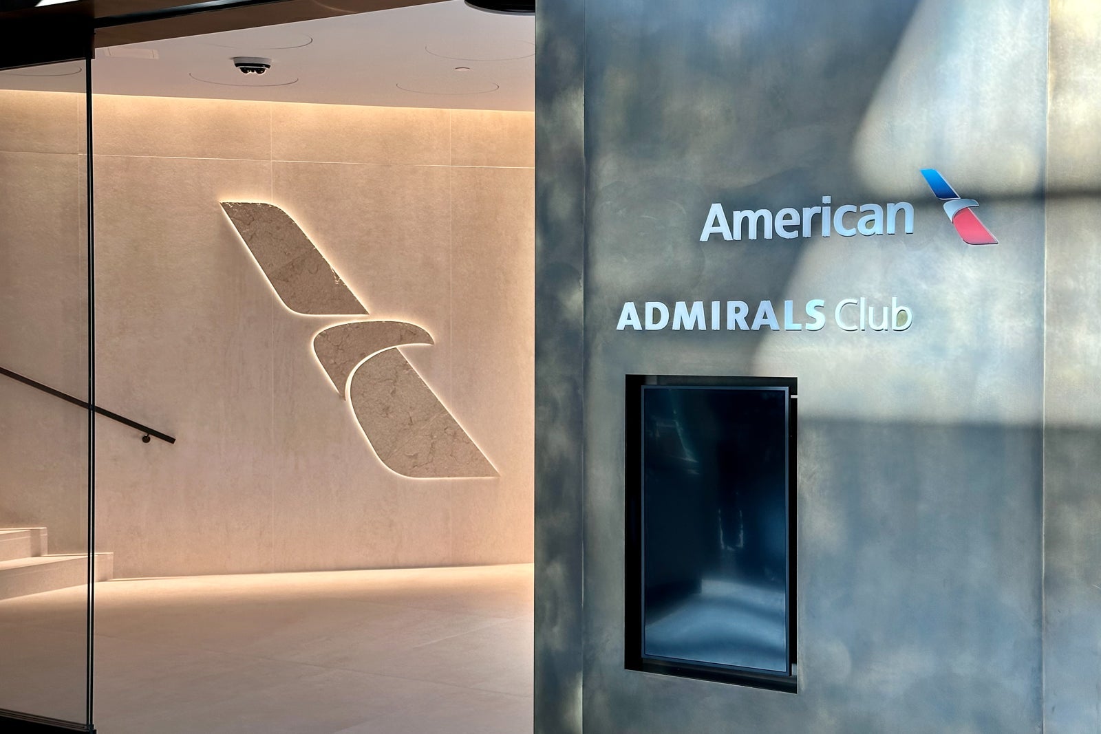 American Airlines Shakes Up Admirals Club Rates—Is the New Solo Membership the Upgrade You Didn't Know You Needed?