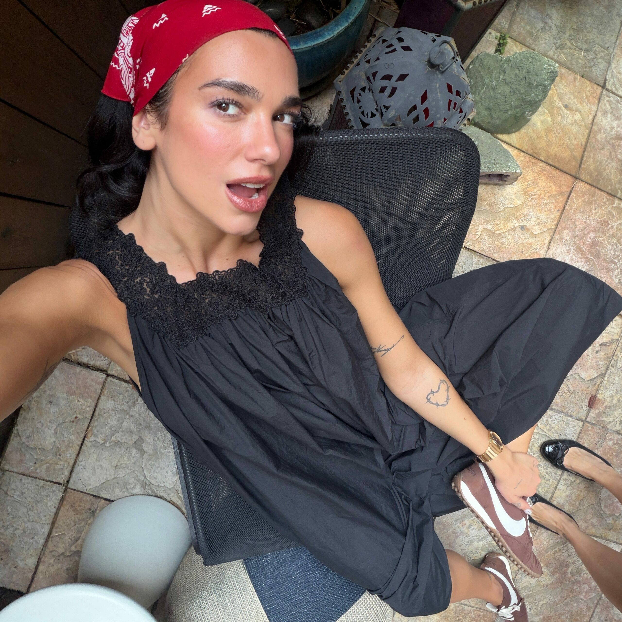 Dua Lipa’s Brooklyn Look Is the Ultimate Summer Style Hack You Didn’t Know You Needed—Here’s How to Steal It Now