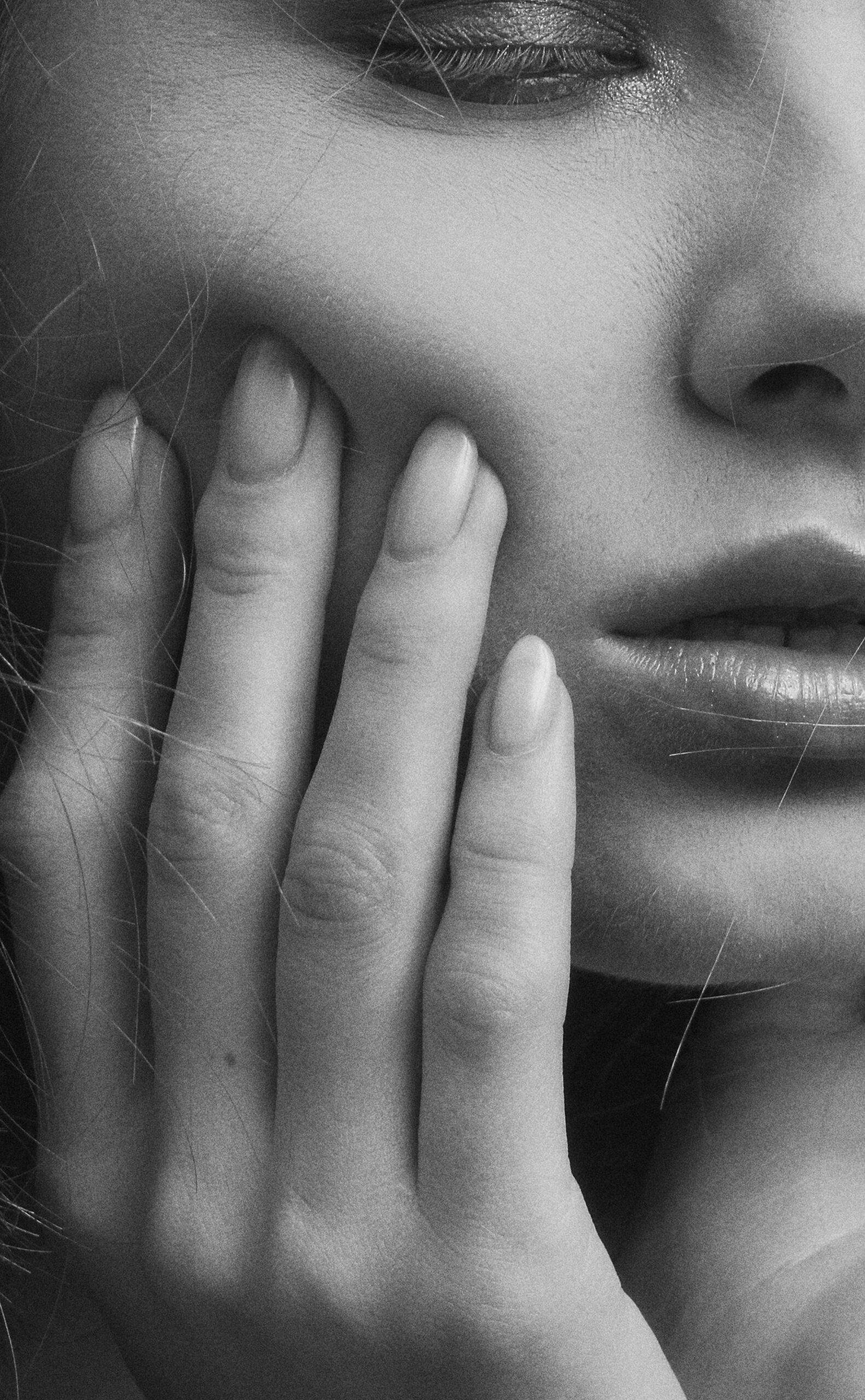 Is It Time for a Facelift? The Unexpected Signs You’re Totally Ready to Turn Back the Clock