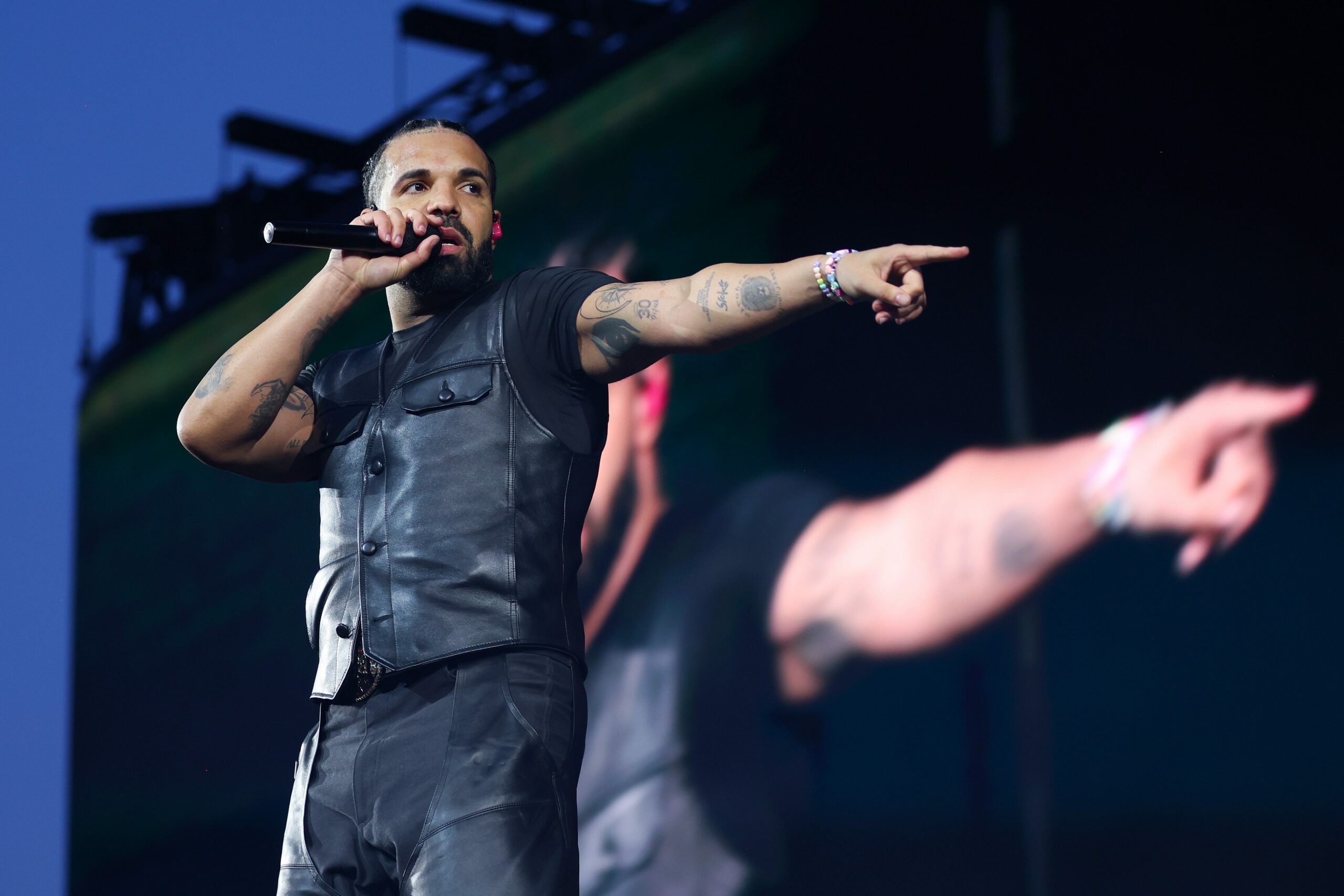 Rolex Breaks Its Own Rules: The Shocking One-of-a-Kind Watch Crafted Exclusively for Drake Revealed!