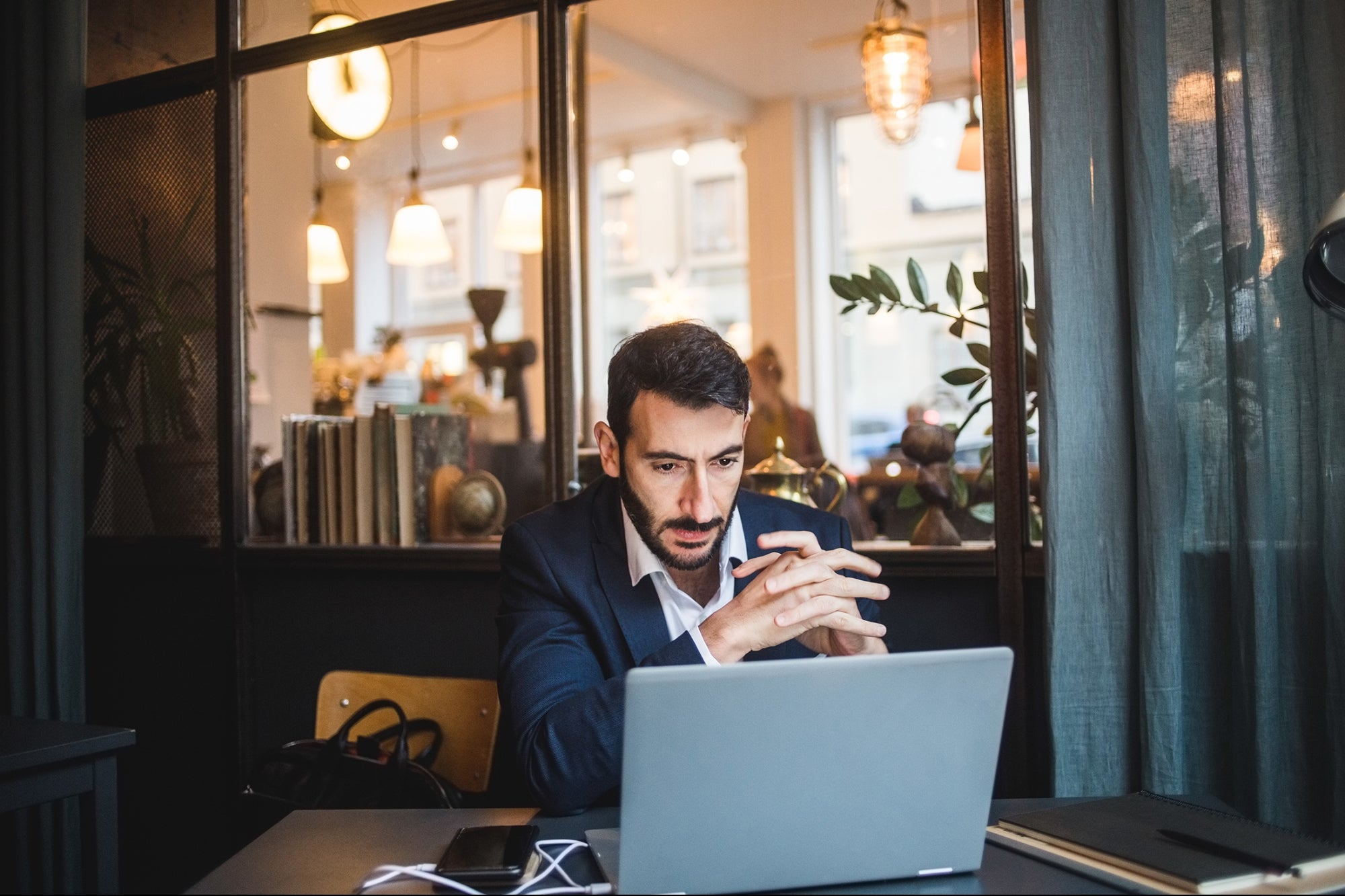 Stop Blaming Your Team Until You’ve Answered These 5 Brutal Questions About Your Own Leadership—Most Leaders Can’t Handle It!