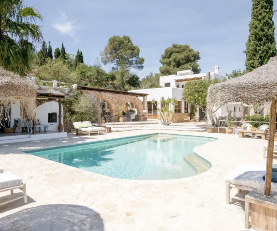 The Hidden Strategy Behind Travel Agencies’ Secret Weapon for Spain Villas – And Why You Should Care